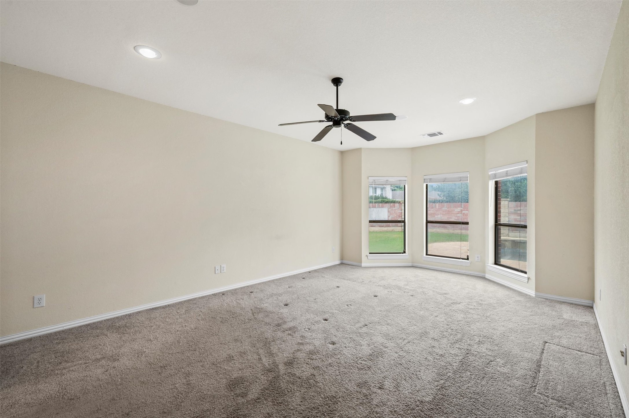 7020 Ridge Crest Drive North Richland Hills TX 76182