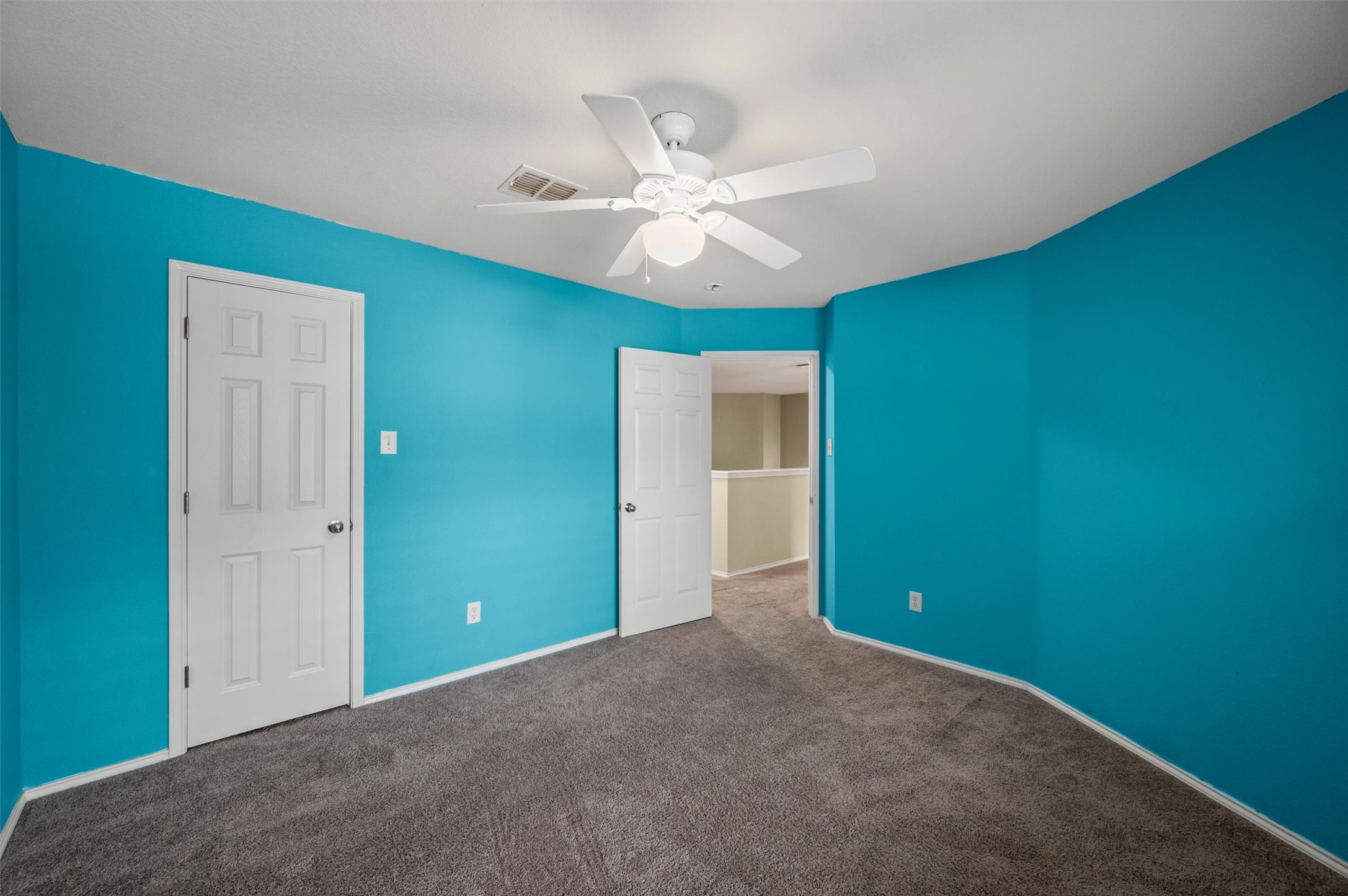 7020 Ridge Crest Drive North Richland Hills TX 76182