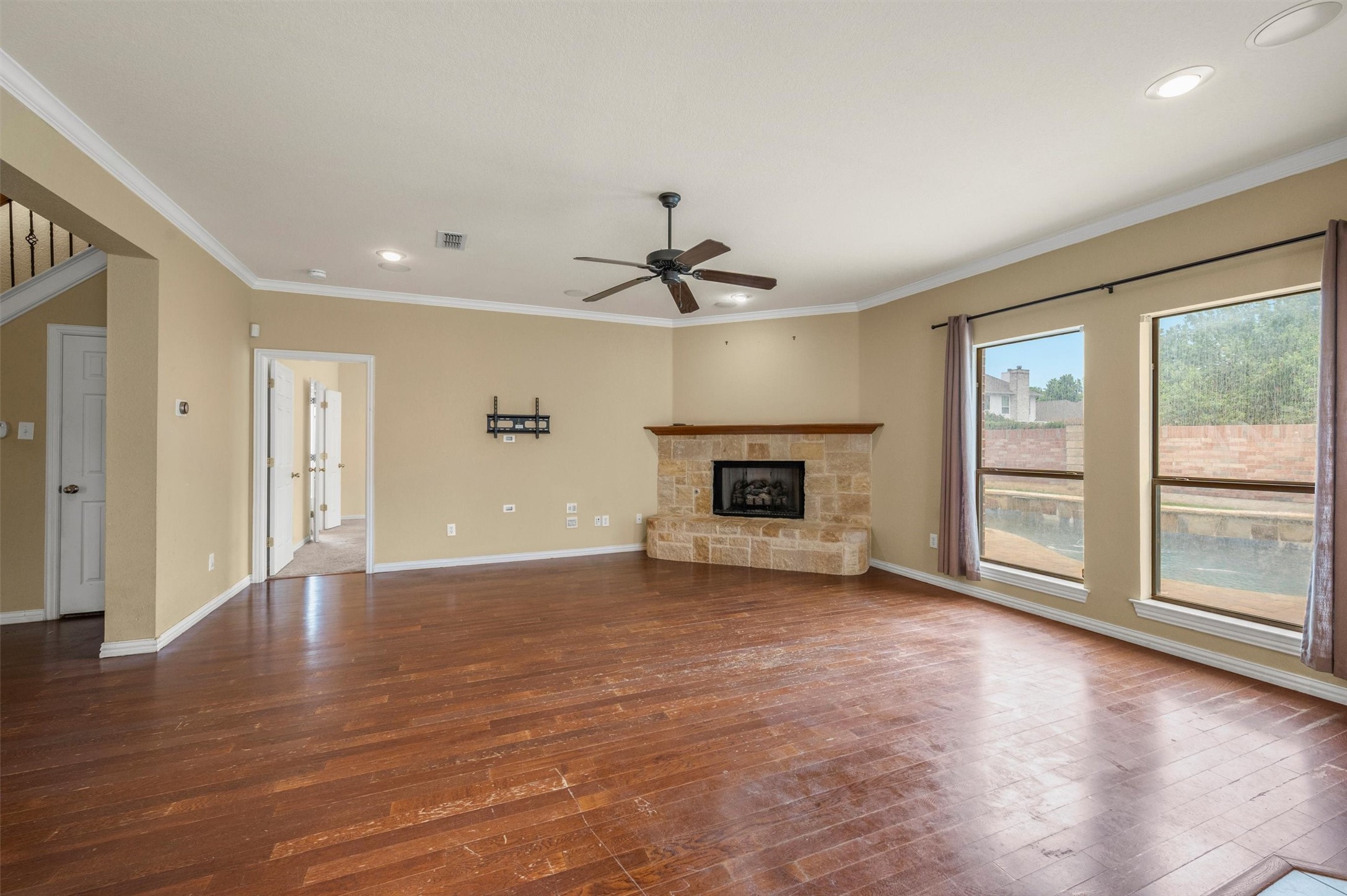 7020 Ridge Crest Drive North Richland Hills TX 76182