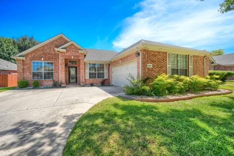 2929 Hastings Drive Grand Prairie TX 75052