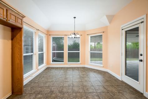 325 Village Parkway Crowley TX 76036