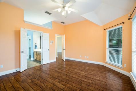 325 Village Parkway Crowley TX 76036