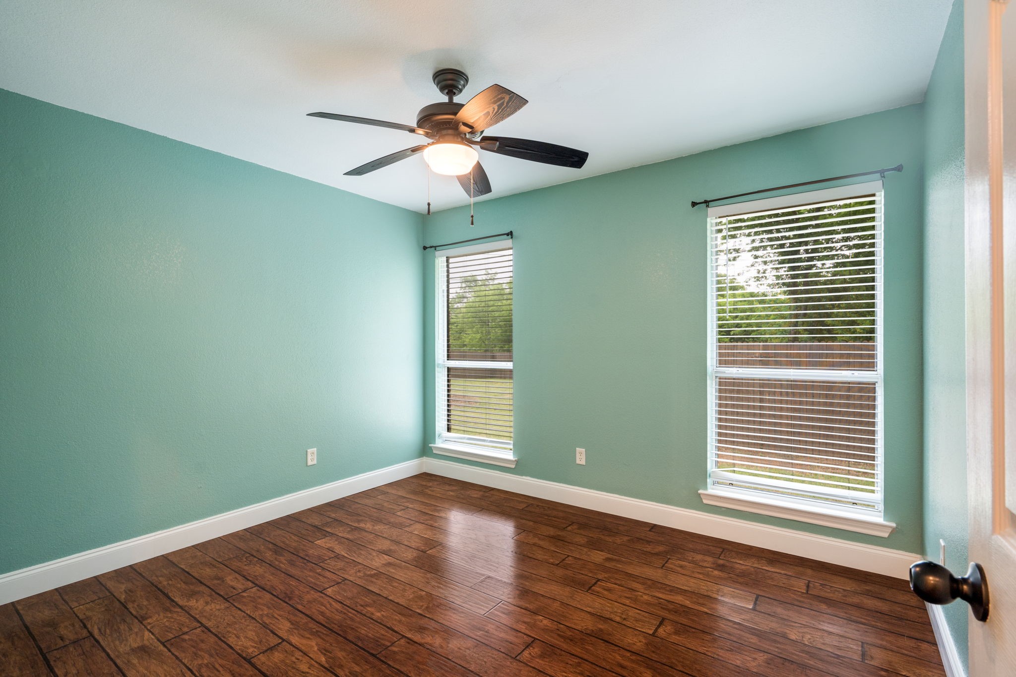 325 Village Parkway Crowley TX 76036