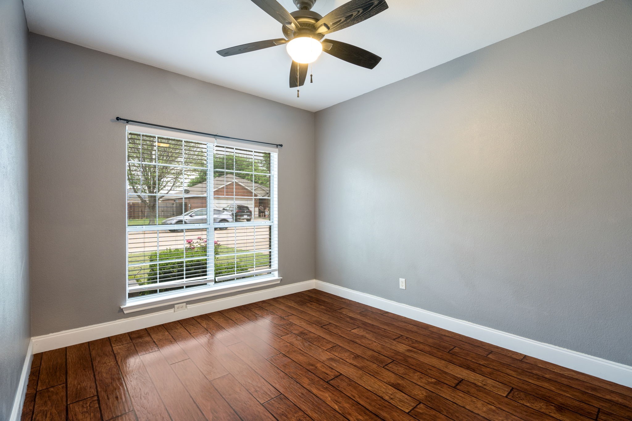 325 Village Parkway Crowley TX 76036