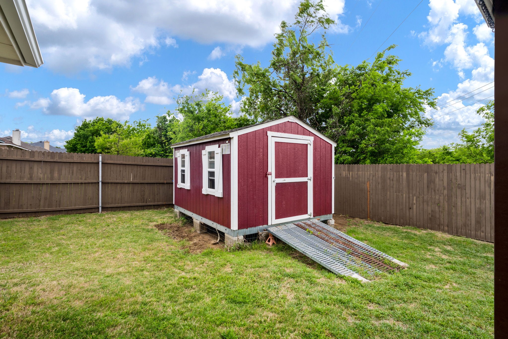 325 Village Parkway Crowley TX 76036