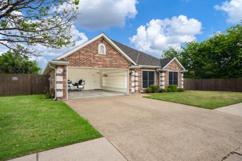 325 Village Parkway Crowley TX 76036