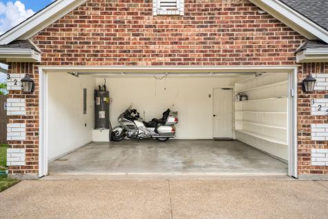 325 Village Parkway Crowley TX 76036