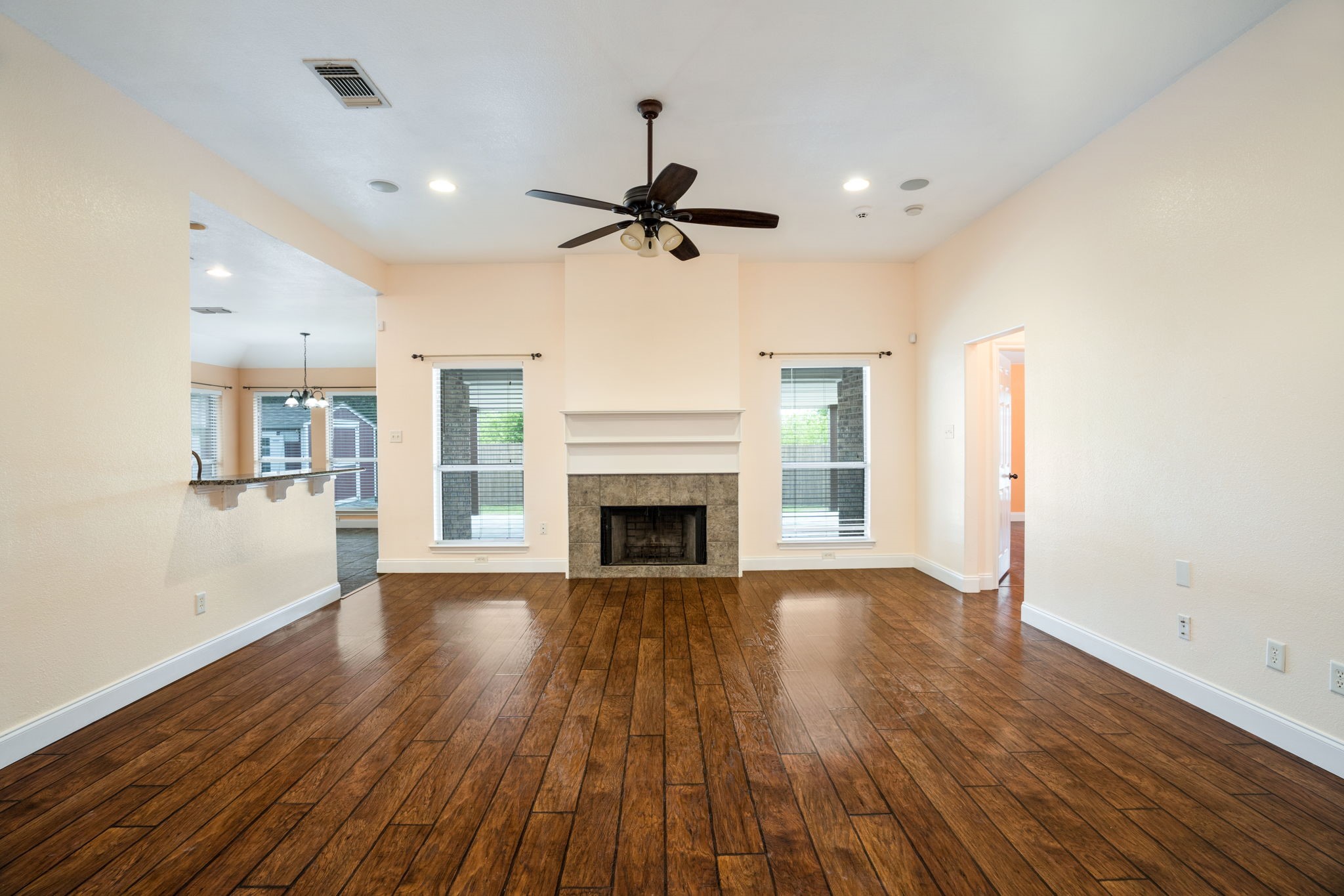 325 Village Parkway Crowley TX 76036