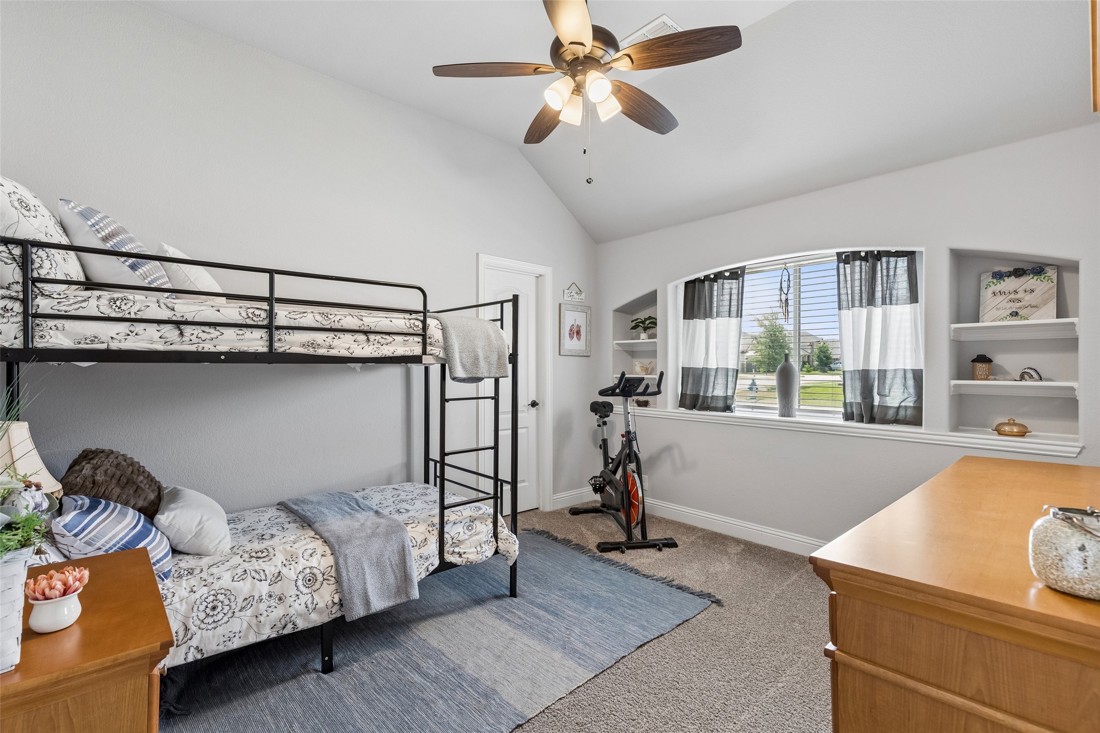 1201 Misty Ridge Drive Justin TX 76247