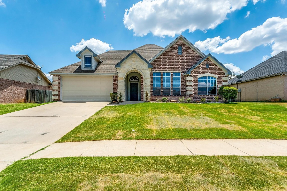 721 Ridgeway Boulevard Weatherford TX 76086
