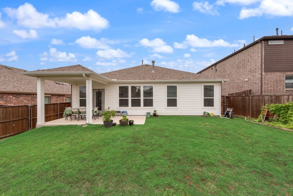 8732 Heliotrope Lane Fort Worth TX 76131