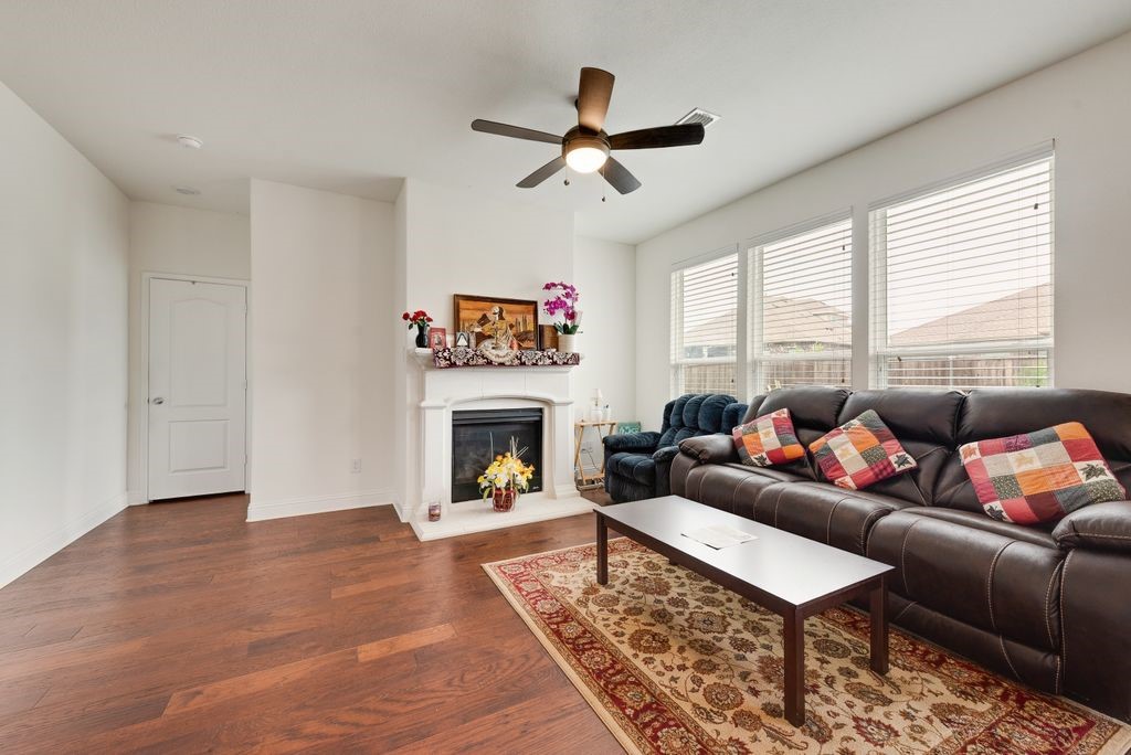 8732 Heliotrope Lane Fort Worth TX 76131