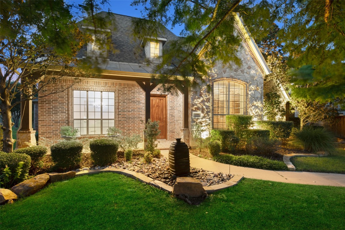 1208 Old Oak Court Frisco TX 75036