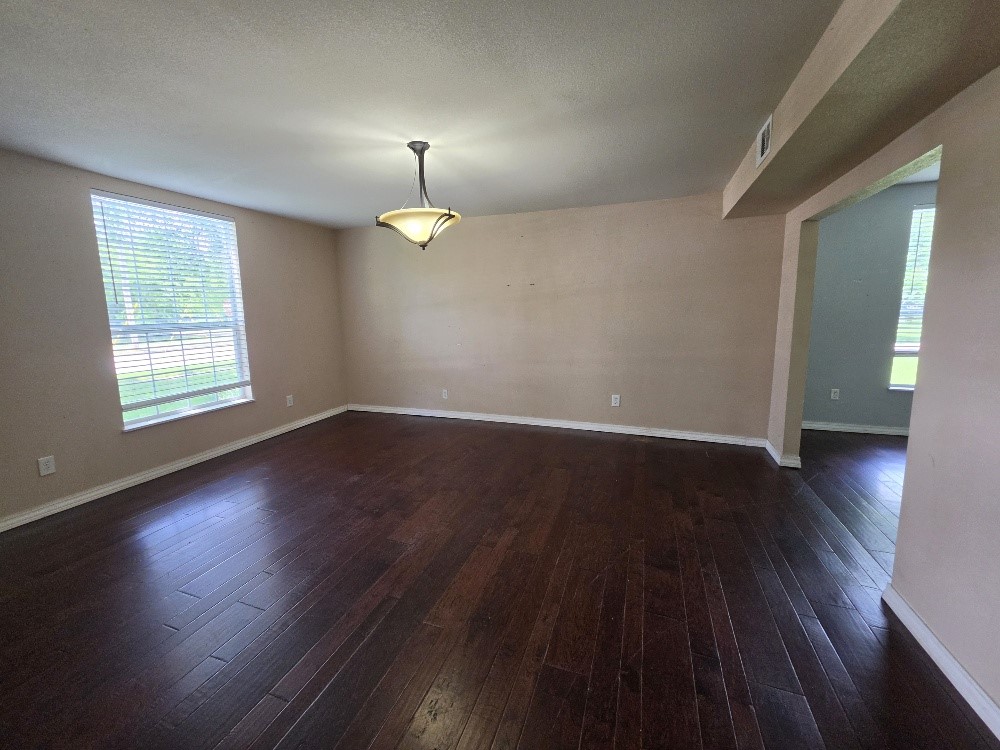 515 N Bosque Street Meridian TX 76665