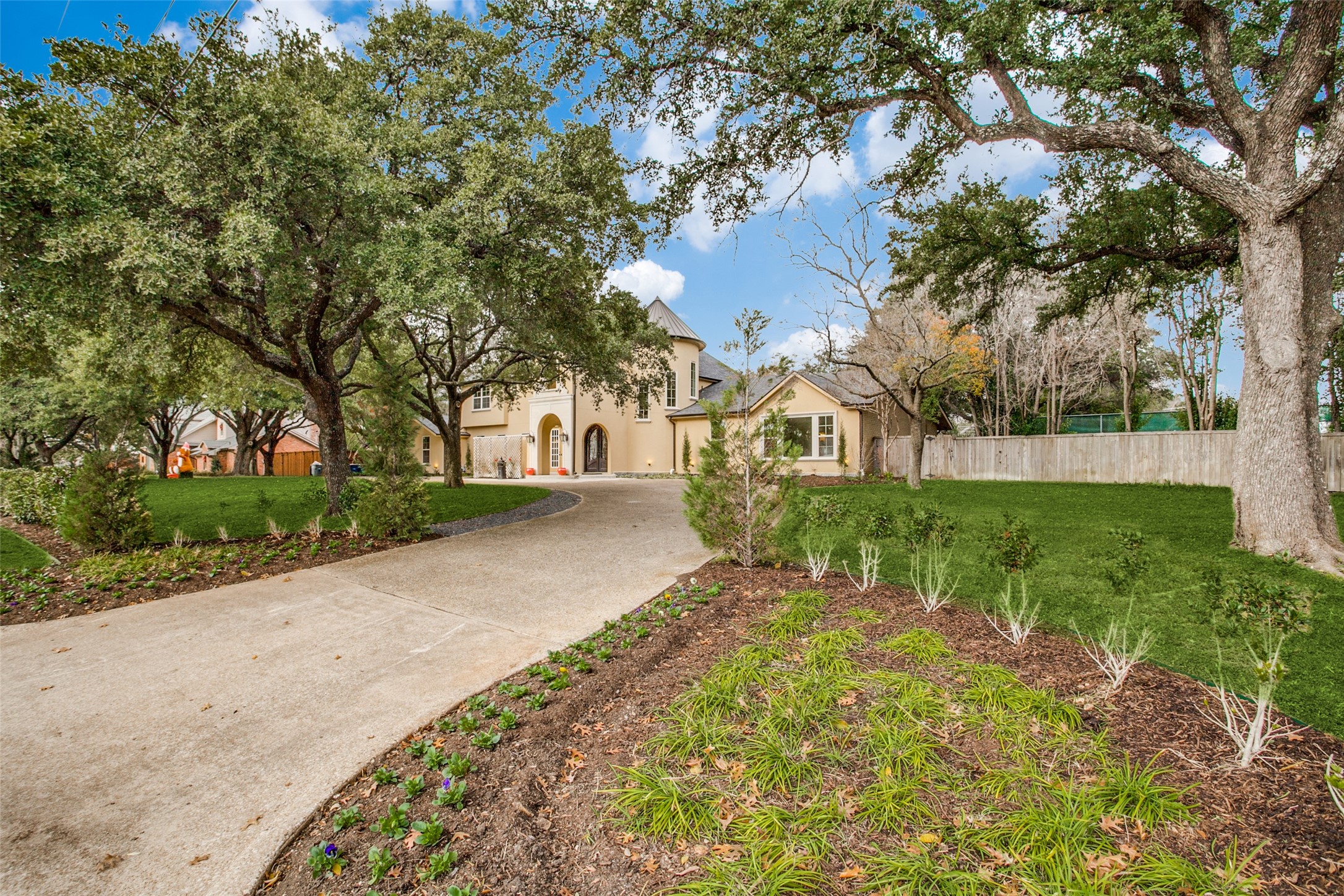 5141 Northaven Road Dallas TX 75229