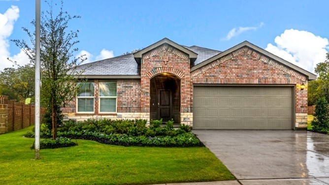 101 Asheville Street Azle TX 76020