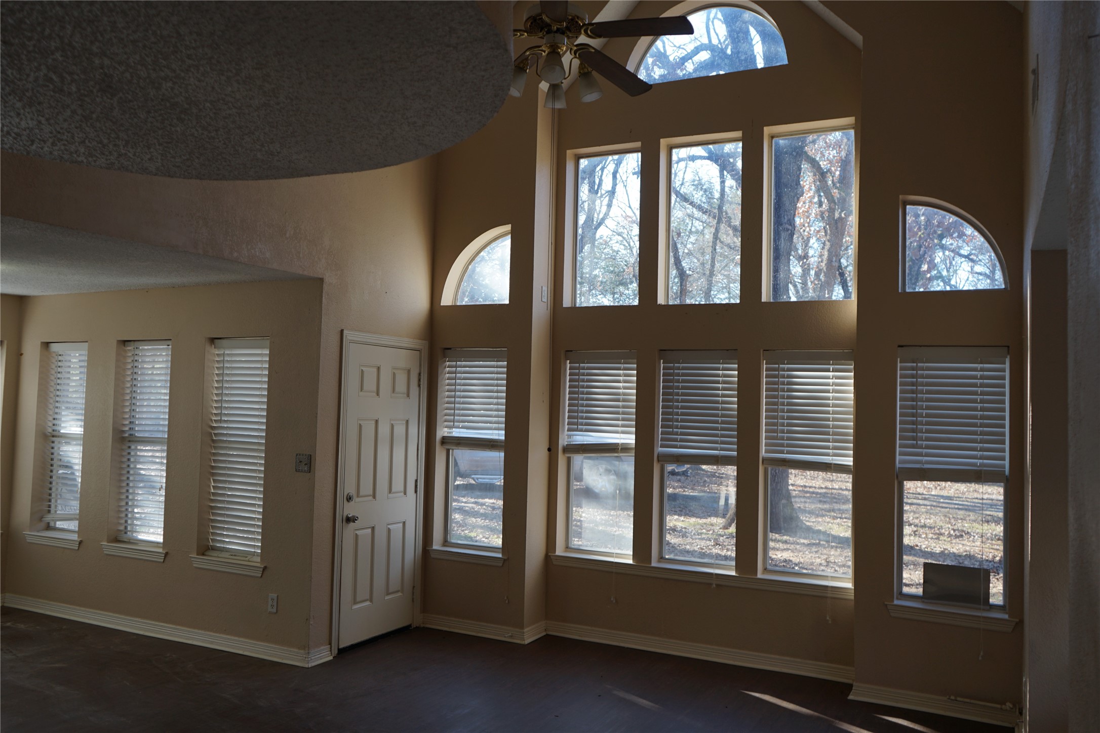 632 Saddle Tree Lane Denison TX 75021