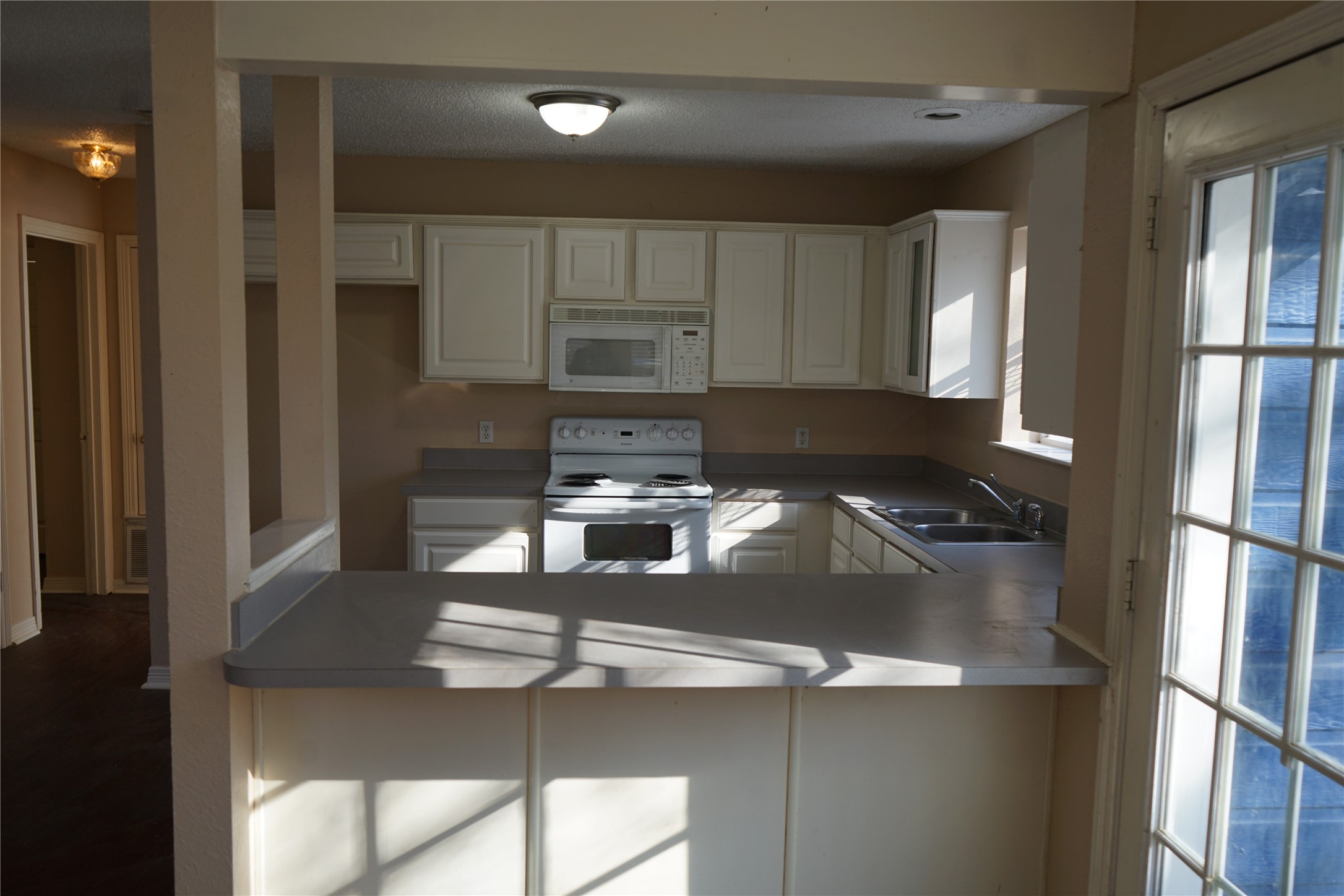 632 Saddle Tree Lane Denison TX 75021
