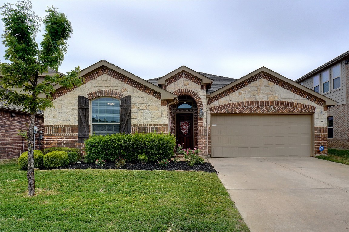 8117 Black Hills Trail Aubrey TX 76227