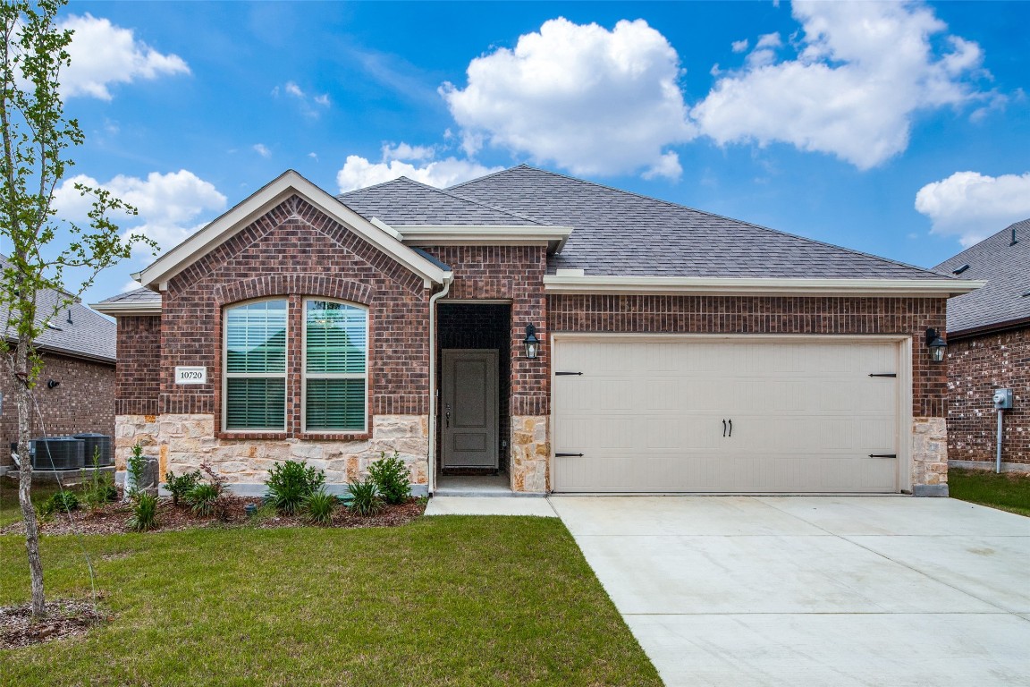 10720 Strike Street Aubrey TX 76227