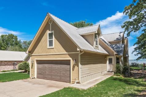 1016 Shoreline Drive West Tawakoni TX 75474