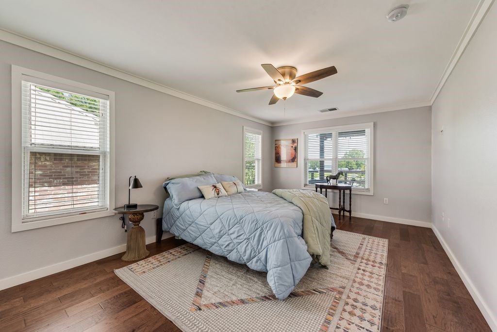 1016 Shoreline Drive West Tawakoni TX 75474