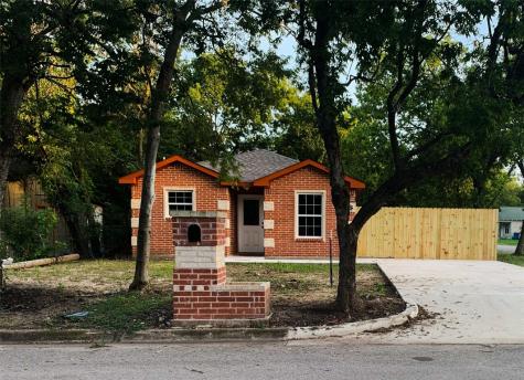 1021 W 11th Avenue Corsicana TX 75110