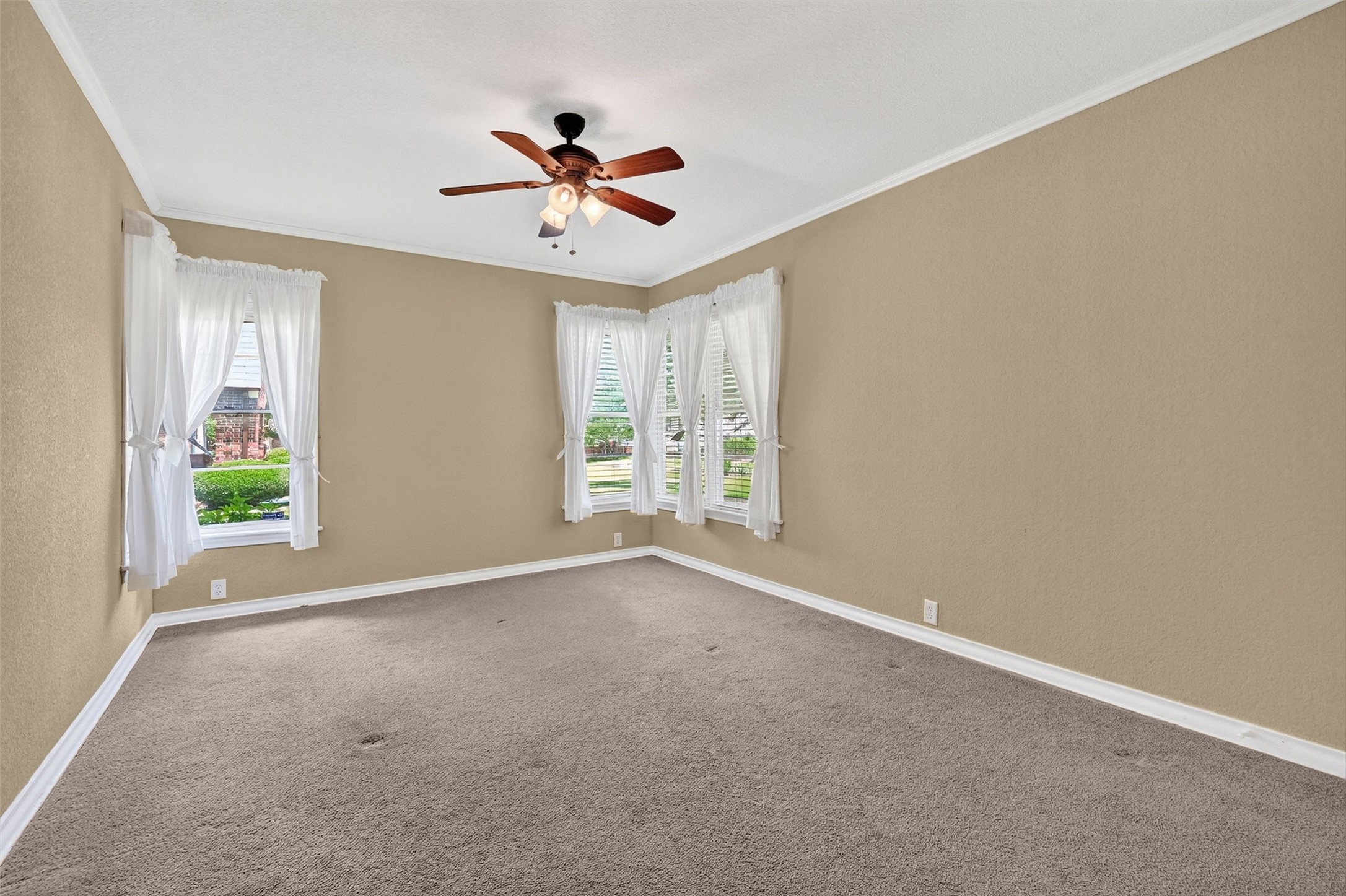 415 W Belden Street Sherman TX 75092