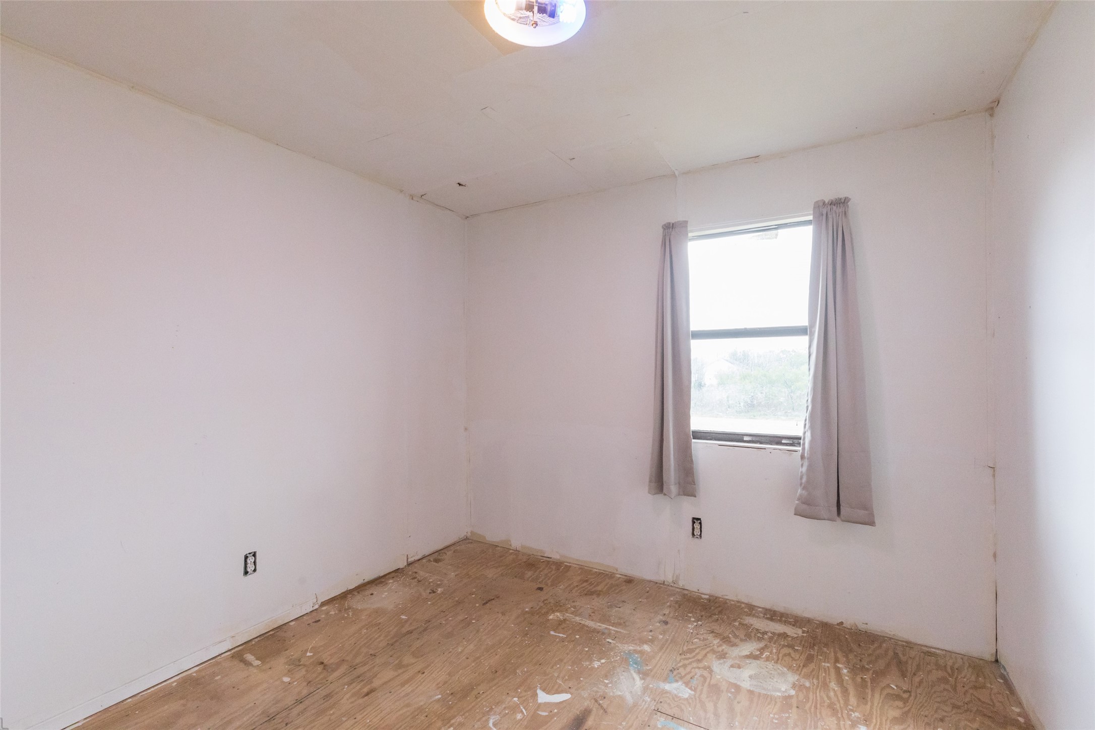 521 Avenue H Anson TX 79501