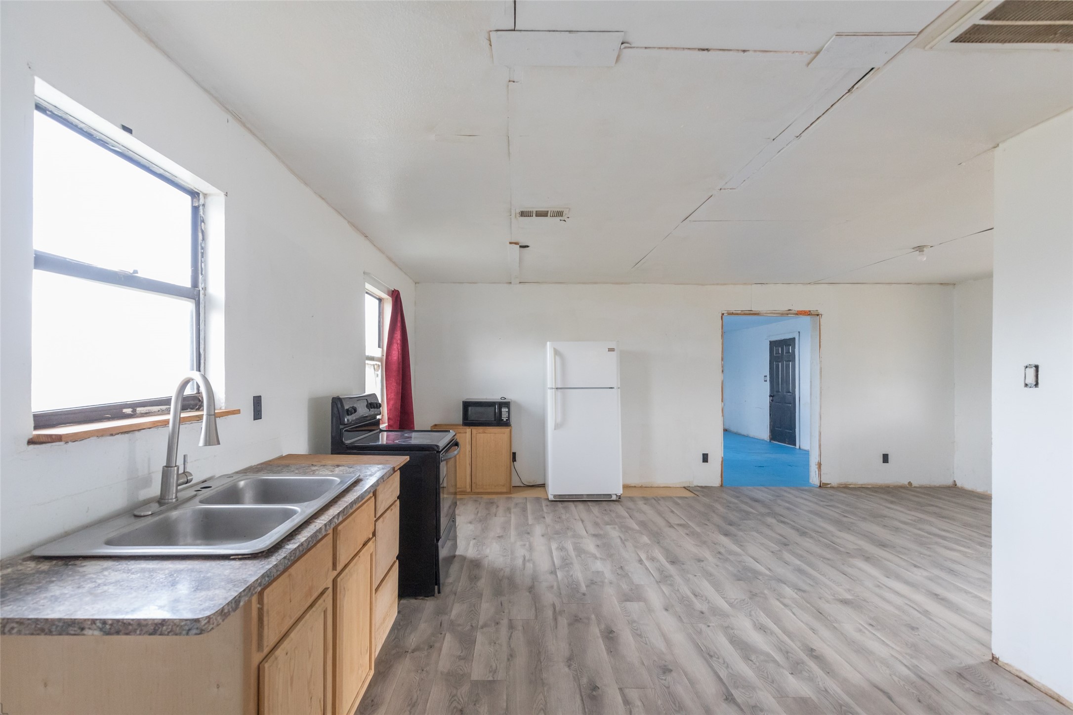 521 Avenue H Anson TX 79501