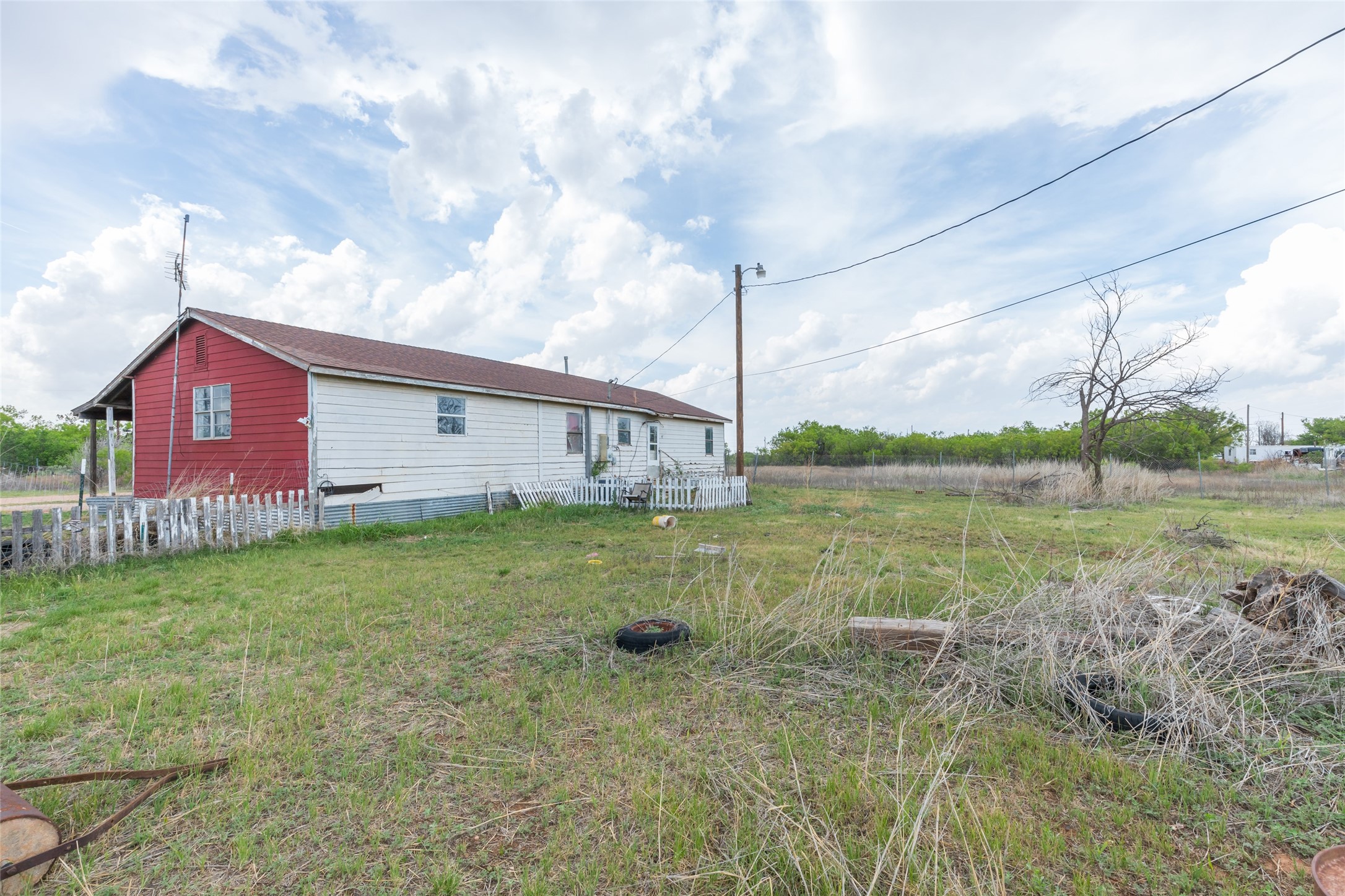 521 Avenue H Anson TX 79501