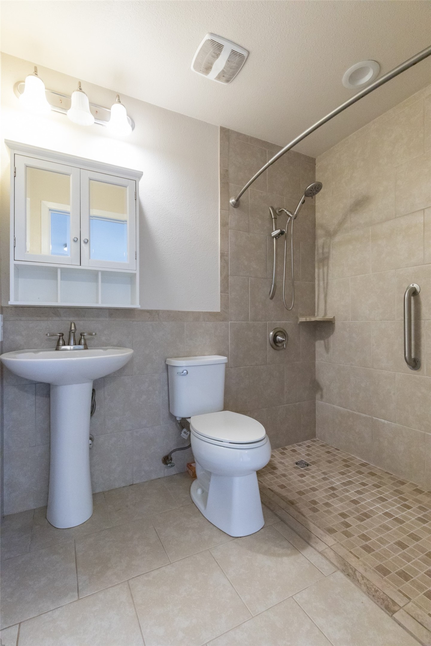 521 Avenue H Anson TX 79501