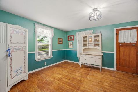 401 E Bridge Street Granbury TX 76048