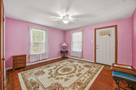 401 E Bridge Street Granbury TX 76048