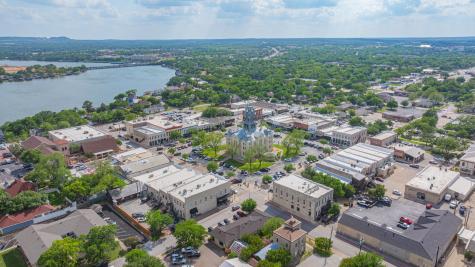 401 E Bridge Street Granbury TX 76048