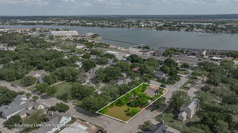401 E Bridge Street Granbury TX 76048