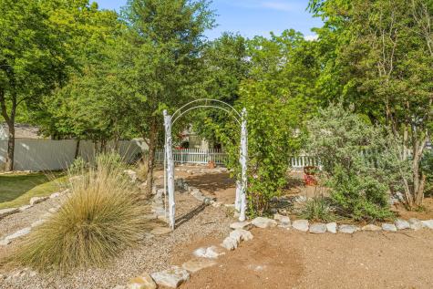 401 E Bridge Street Granbury TX 76048