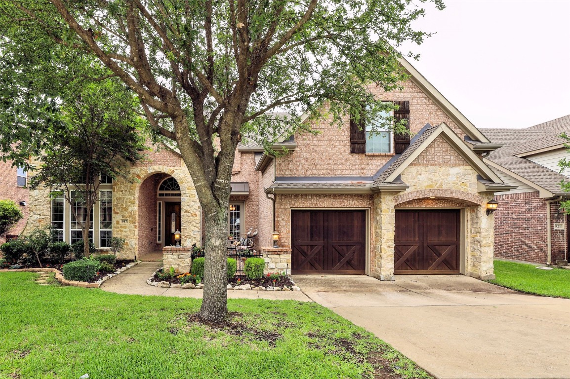 917 Spring Creek Drive Grapevine TX 76051