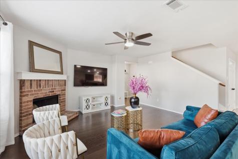 6908 Derbyshire Drive Fort Worth TX 76137