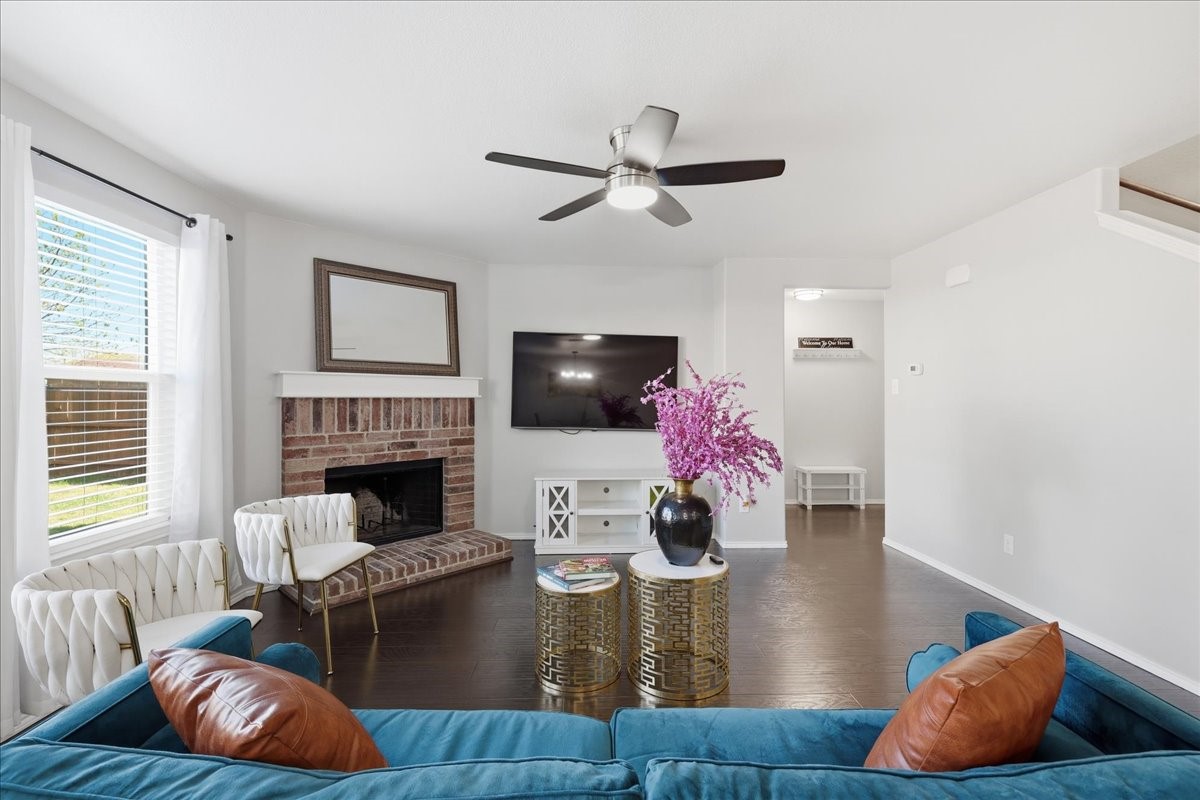 6908 Derbyshire Drive Fort Worth TX 76137