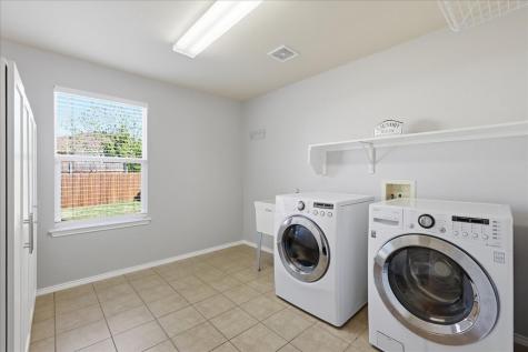 6908 Derbyshire Drive Fort Worth TX 76137