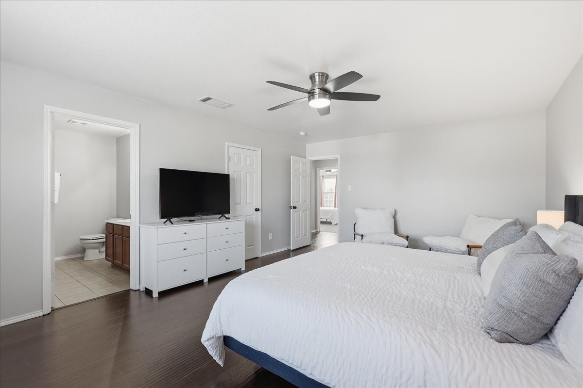 6908 Derbyshire Drive Fort Worth TX 76137