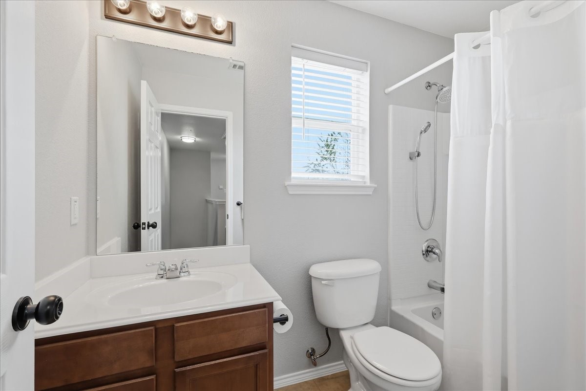 6908 Derbyshire Drive Fort Worth TX 76137