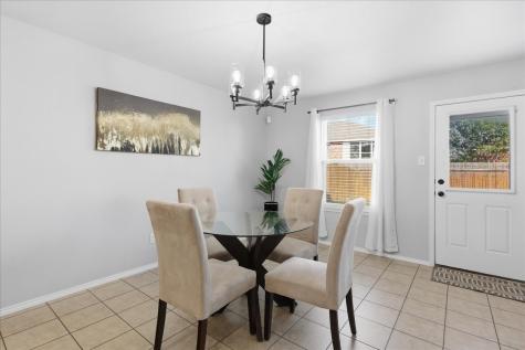 6908 Derbyshire Drive Fort Worth TX 76137