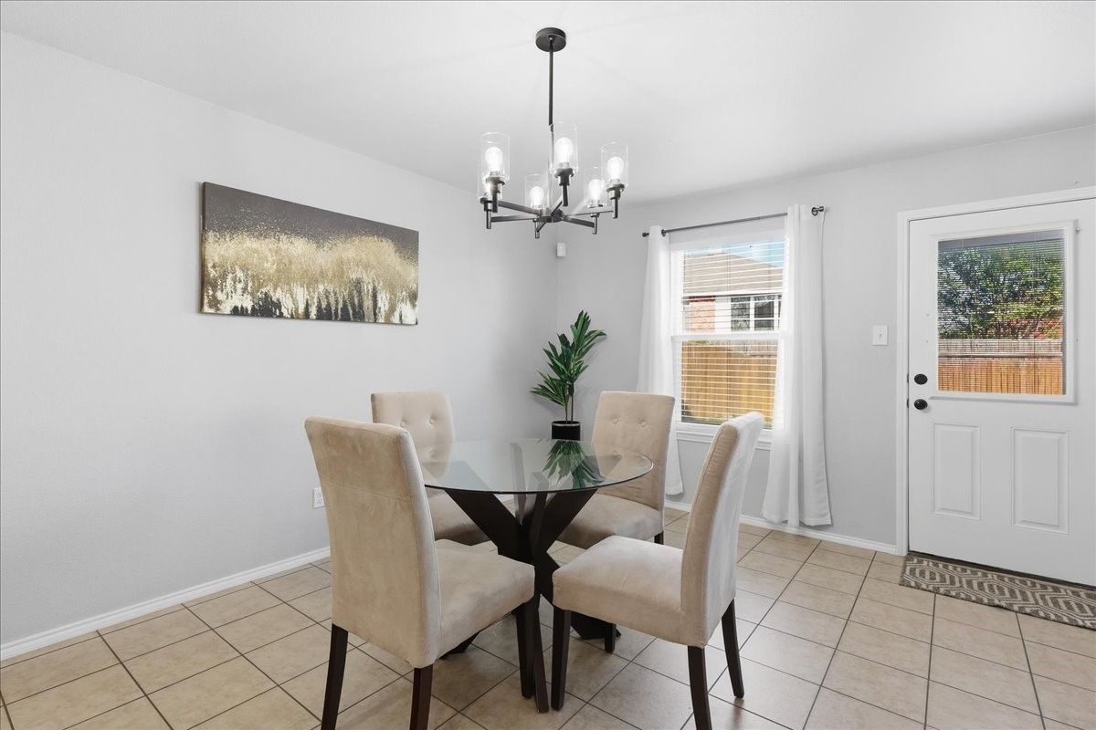 6908 Derbyshire Drive Fort Worth TX 76137