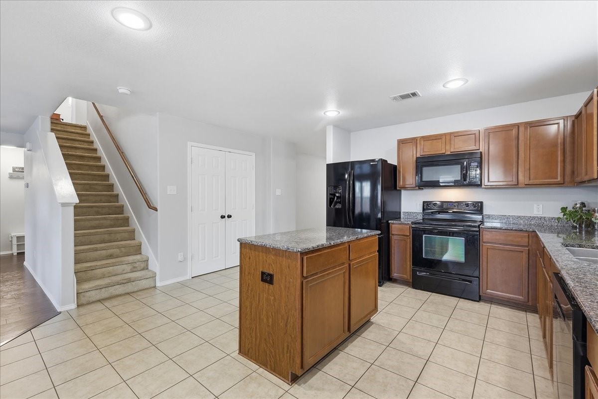 6908 Derbyshire Drive Fort Worth TX 76137