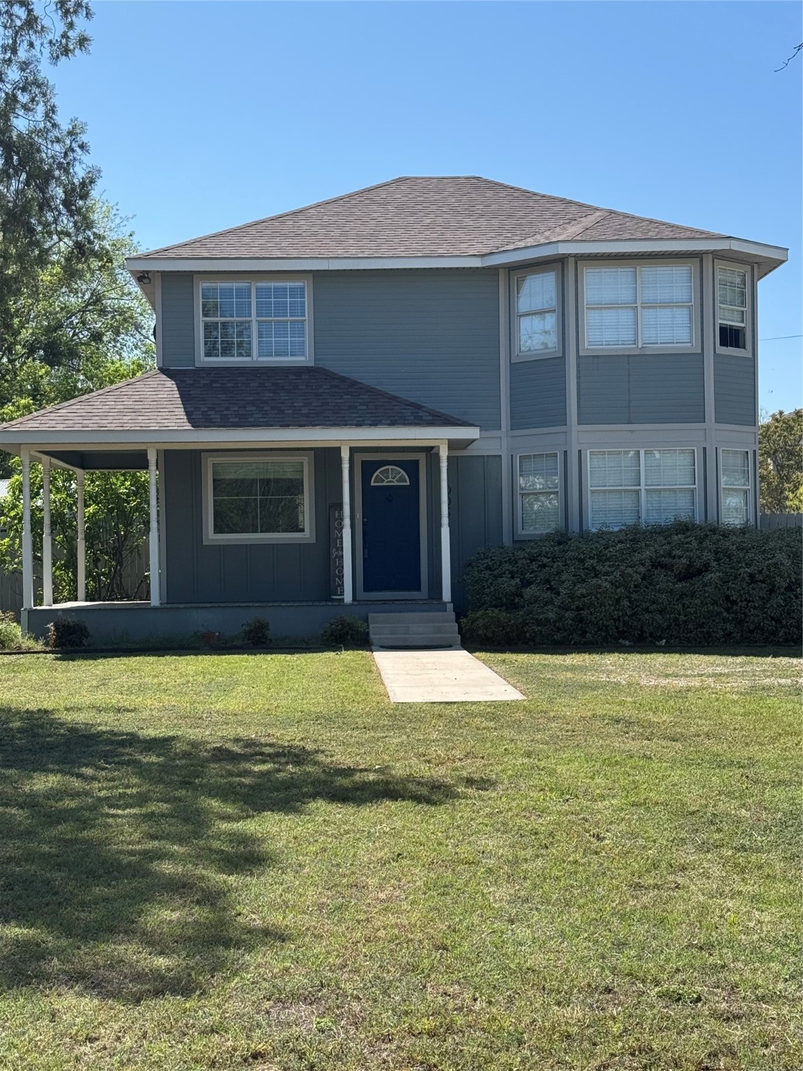 1003 S Pearl Street Comanche TX 76442