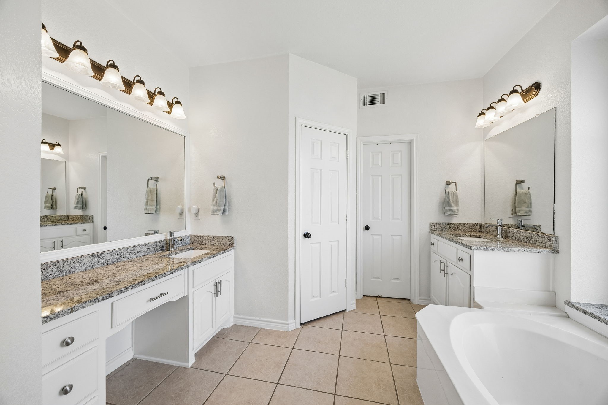 7302 Hawk Lane Sachse TX 75048