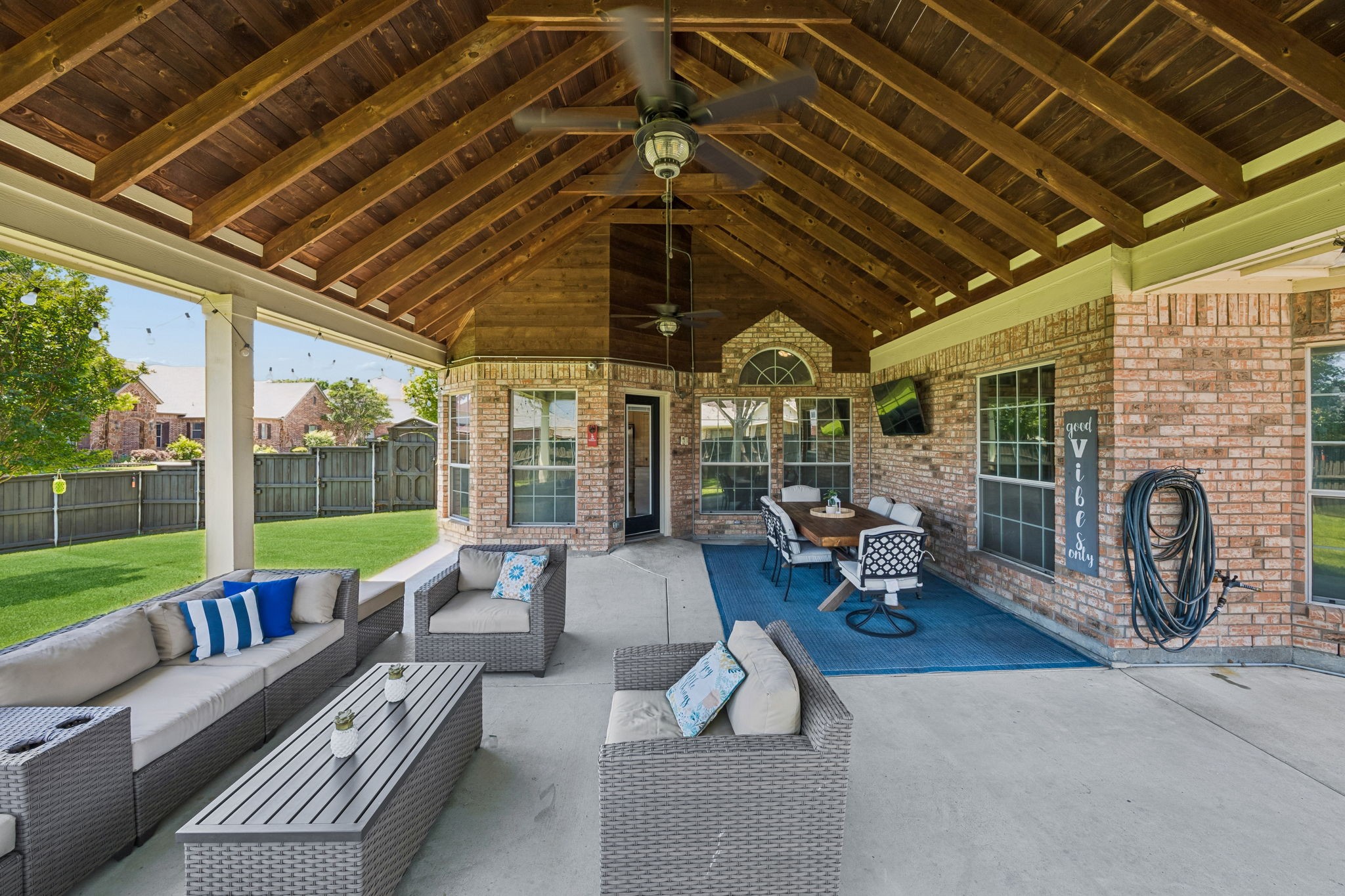 7302 Hawk Lane Sachse TX 75048