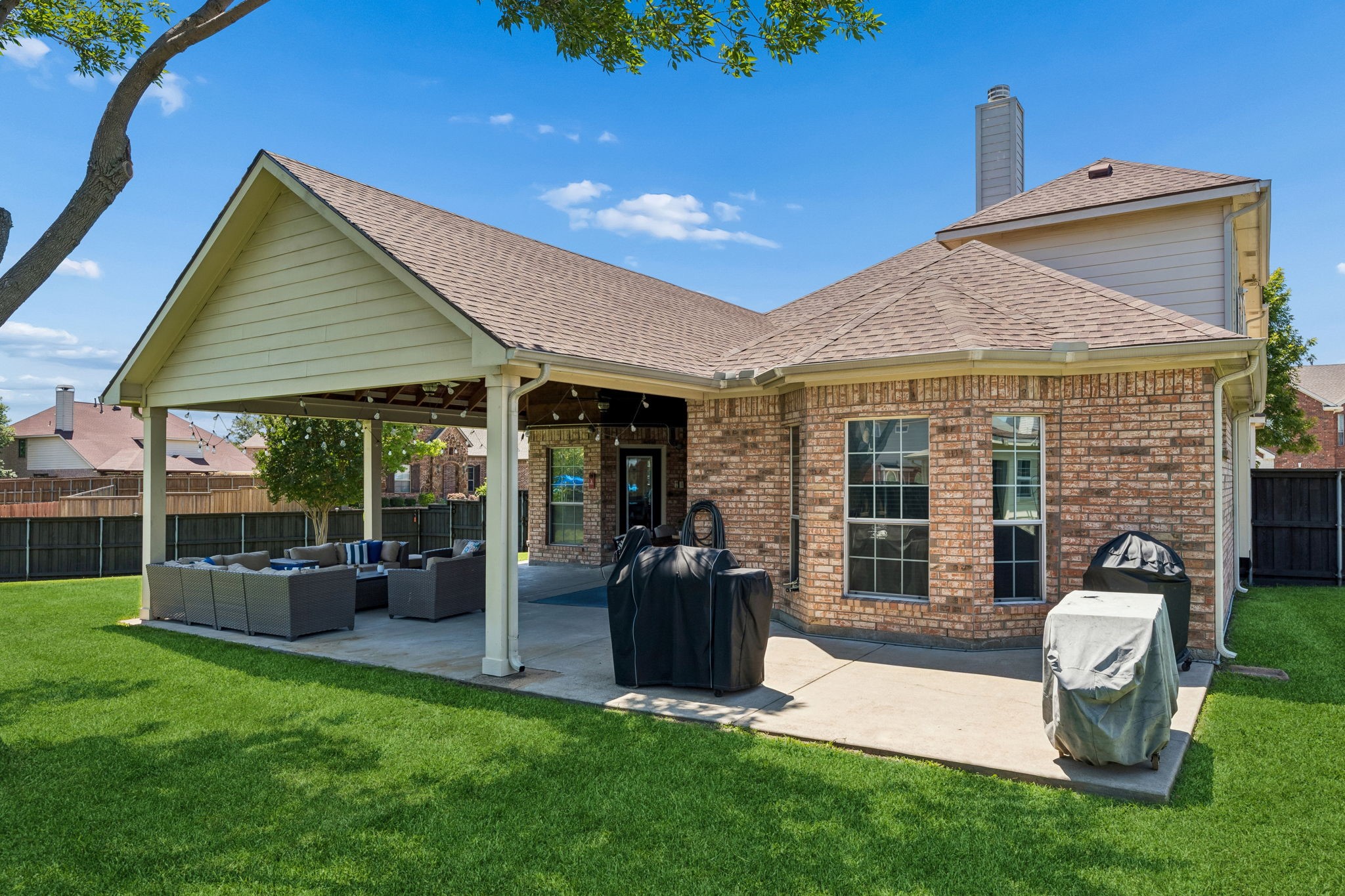 7302 Hawk Lane Sachse TX 75048
